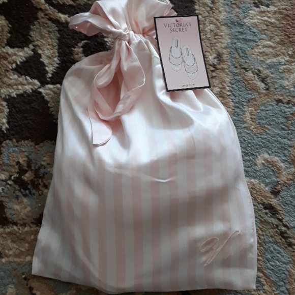 5x*Host Pick*Victoria Secret beautiful slippers - Picture 16 of 16